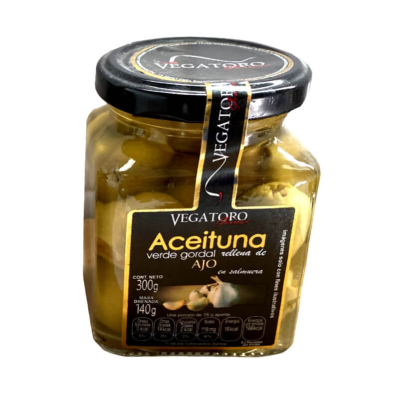 Aceitunas rellenas de ajo en salmuera